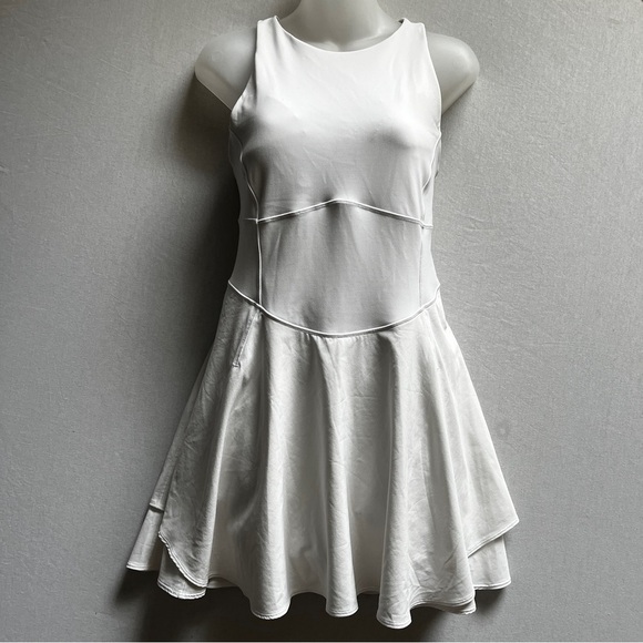 Lululemon Court Crush Dress White Sleeveless Tennis Skirt Skort Dress Sz 8/M - Picture 3 of 15